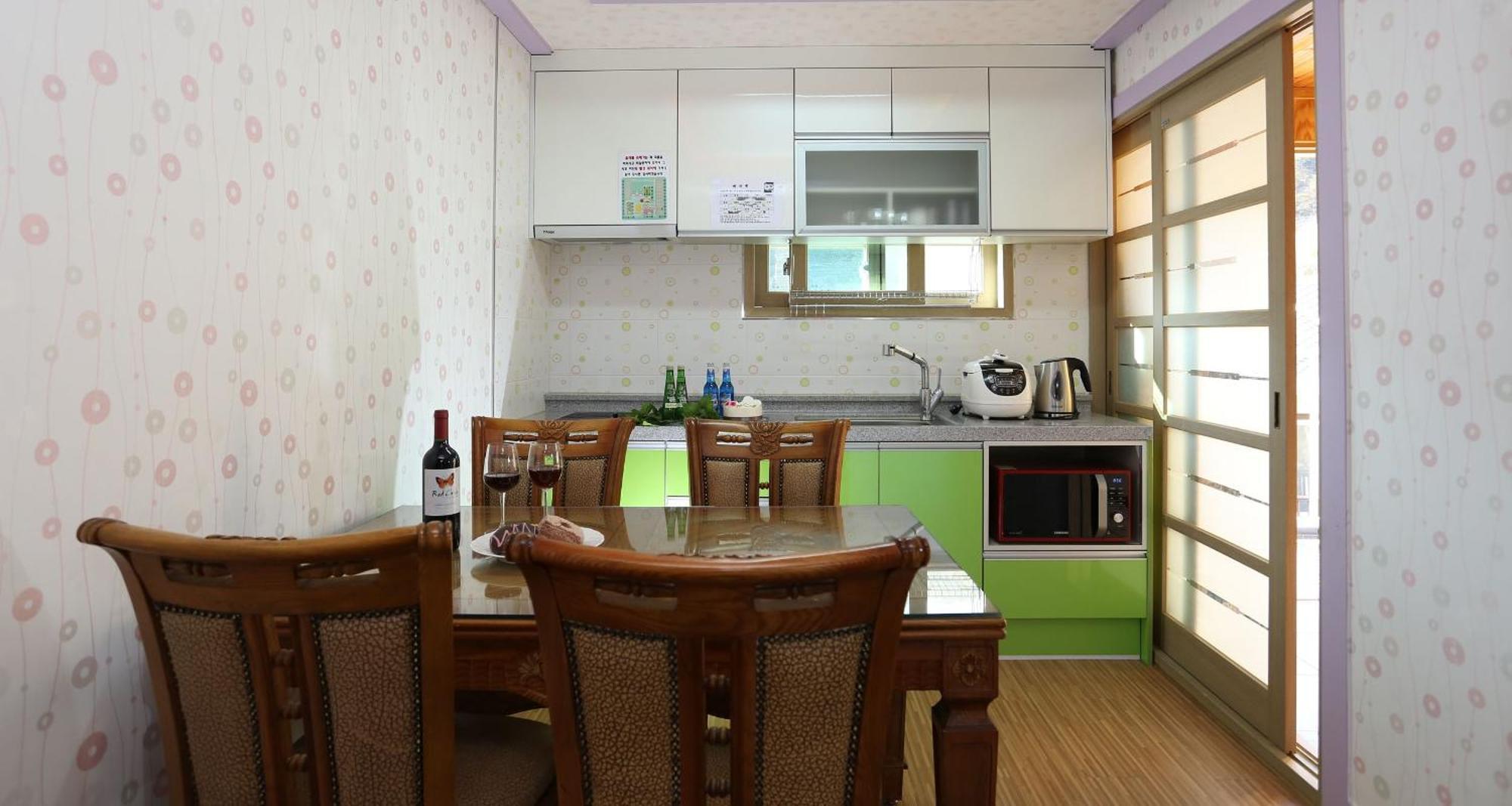 Gongju Magoksa Healing Pension Room photo